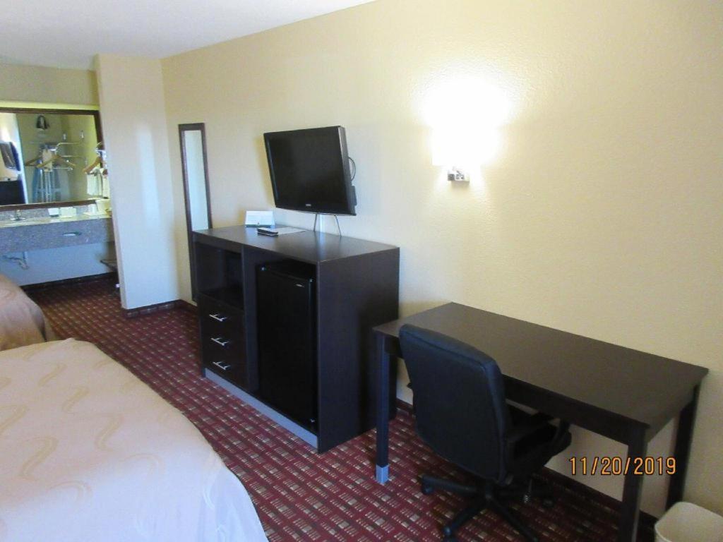 Quality Inn Andalusia Exterior foto